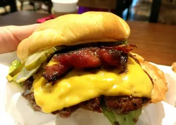 全台最好吃的漢堡  【Burger Fix】當之無愧
