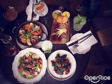 【NEWS】打造「毛豆糖漿」與「炙燒龍眼」冠軍調酒！EAST END多款餐酒料理美味搭配