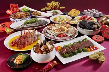 【團圓美味】頂級食材慶團圓！龍蝦鮑魚牛小排都上桌 國泰萬怡過年初二回娘家鼠年精彩吃