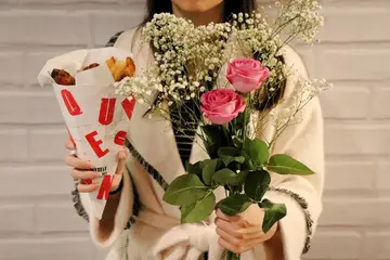 【媽媽節必吃】母親節送這款花最實在！呱呱包、雞腿招牌炸物美美吃 頂呱呱期間限定首推客製化「炸雞花」