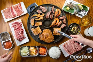 振興券這樣過癮用！豪送極黑和牛、波士頓龍蝦 韓國「八色烤肉」海陸大餐輕鬆吃