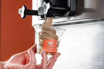 【信義】熱銷酥塔華麗變身冰淇淋！結合內餡口味與酥塔碎 TART TAIPEI A11快閃店限定推「芋香霜淇淋」浪漫粉紫席捲味蕾