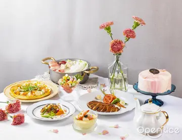 【全台】迎「莓」母親節！限定套餐囊括經典菜色 金色三麥、微兜加贈絕美粉嫩莓果蛋糕 