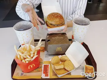 【全台】省錢大招在這裡!50元就可以吃到8塊雞塊 麥當勞連續42天祭「加一元多一件」、百元吃套餐