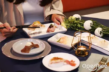【全台】迴轉壽司也可以吃出fine dining風！櫻桃鴨、翼板牛全變身壽司 爭鮮聯手名廚阿辰師推歐風壽司還抽iPhone15