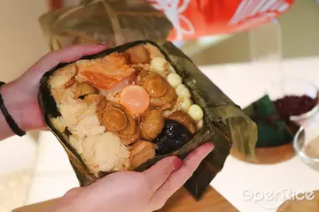 【全台】雙手快捧不住的超巨蒸粽！全新紅燒鮑魚粽尬經典果香冰粽 台北福華延續40年飄香美味推20款粽子　
