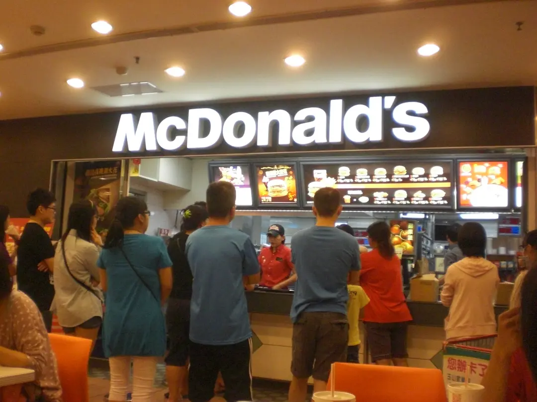 麥當勞 新營家樂福店