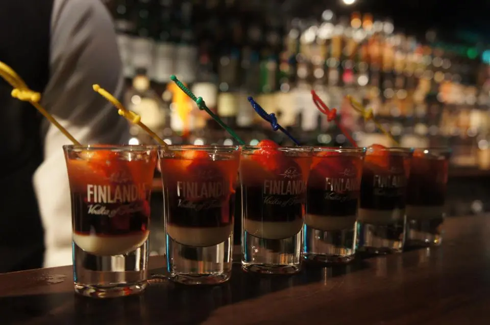 後院，威士忌博物館