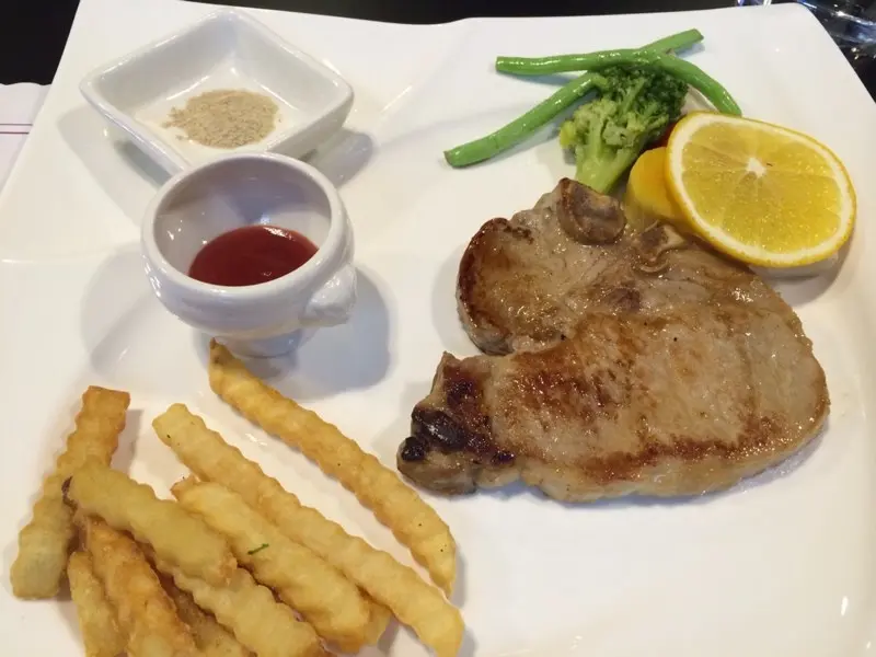 葳尼斯 牛排義大利麵餐廳
