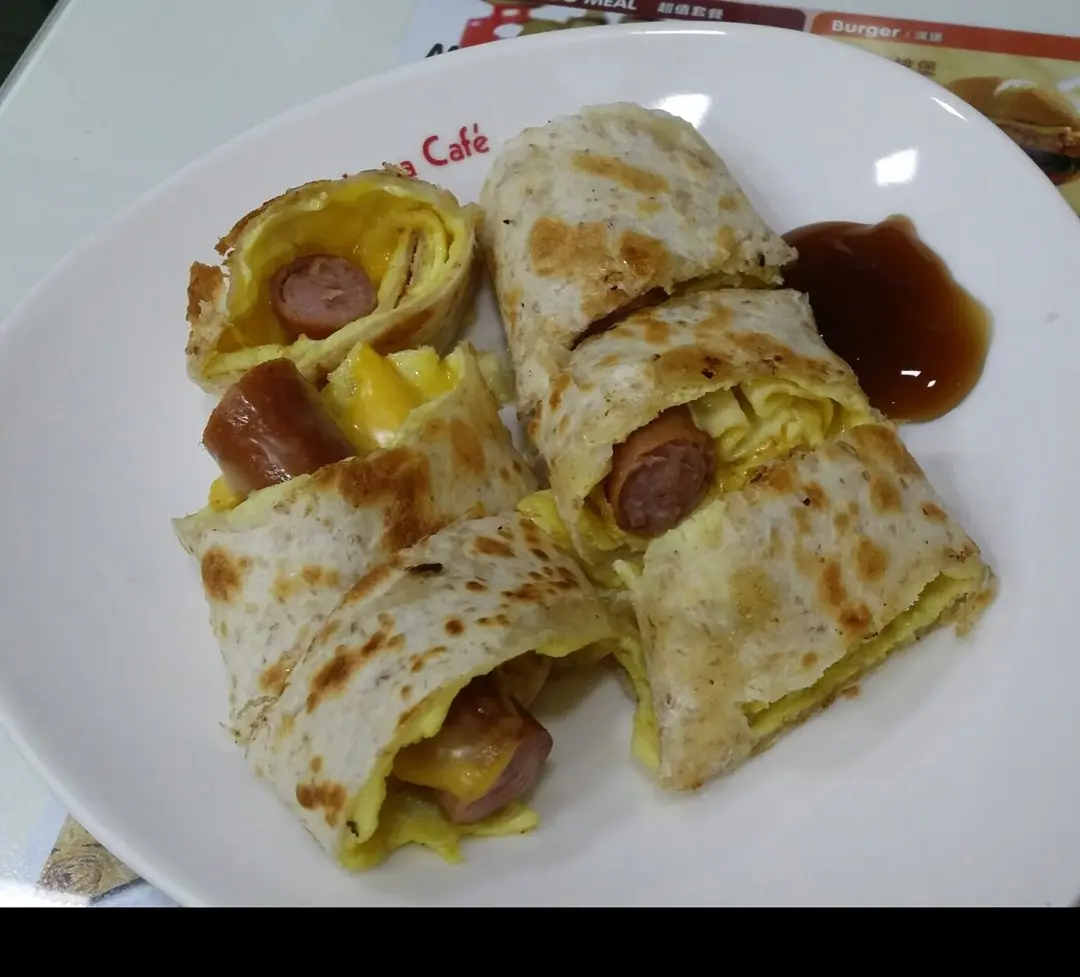 拉亞漢堡 三重集美