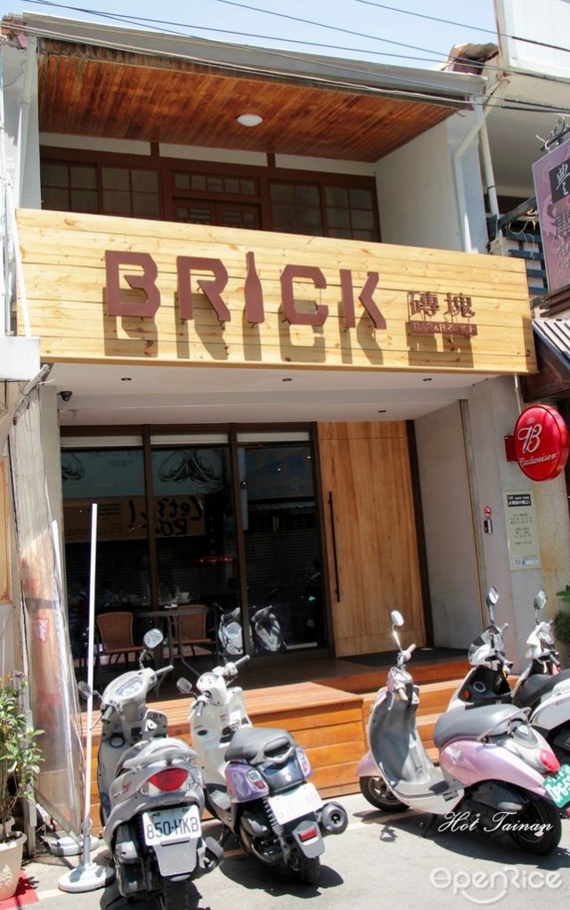 Brick 磚塊-door-photo