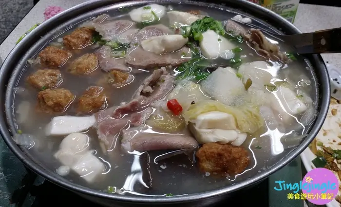 士官長酸菜白肉鍋