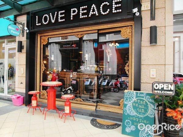 Love . x . Peace Café-door-photo