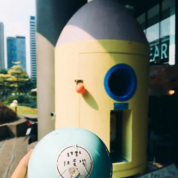 甜點扭蛋機