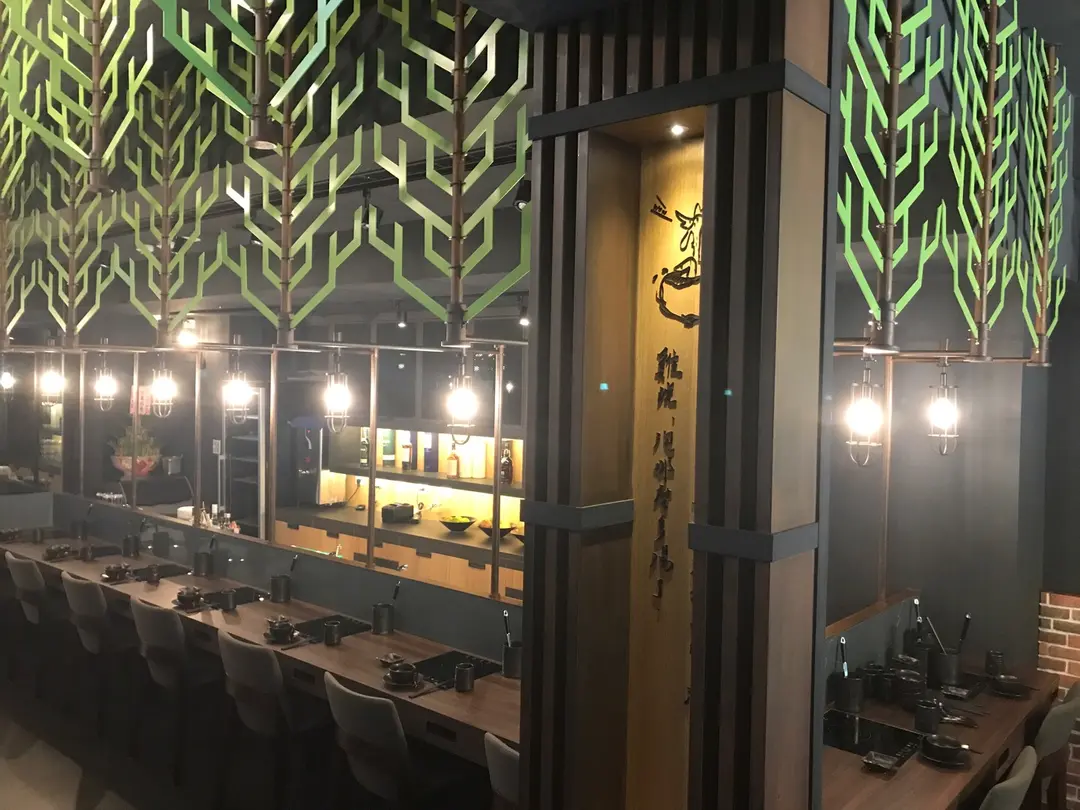 椰蘶椰子雞鍋物