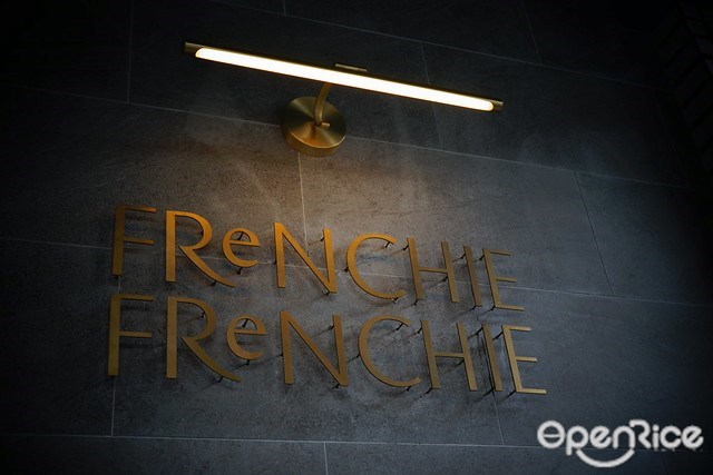 Frenchie Frenchie-door-photo