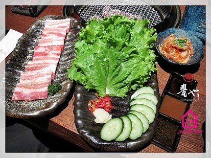 椒鹽豬五花+健康生菜盤+韓式泡菜 $280