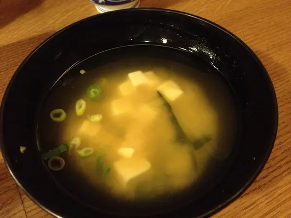 丼飯附贈之味噌湯