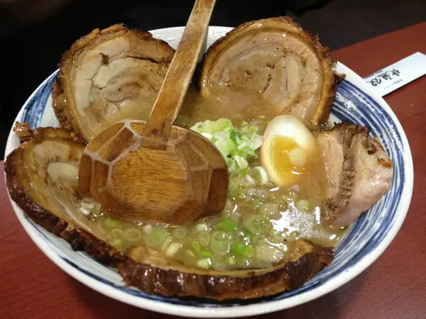 燒烤叉燒北無雙拉麵