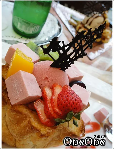 草莓星點