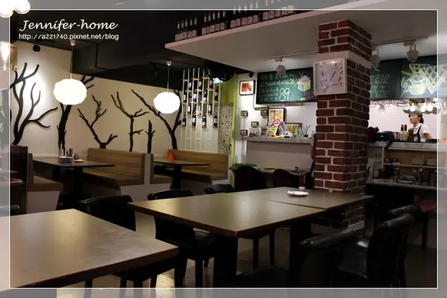 座位區的調度靈活,大小團體都能運用