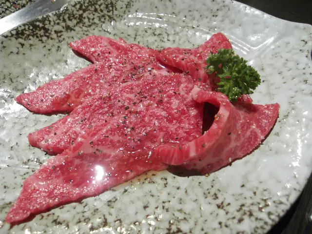 和牛肩小排 ，嫩滑Juicy，一口咬下去，肉味餘韻讓我驚嘆不已。