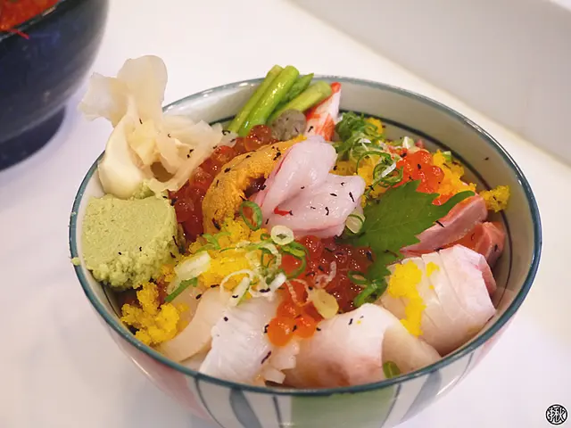 男子漢海鮮丼