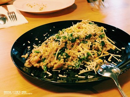 牛肝菌野菇菠菜奶油燉飯