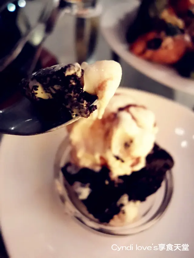 冰淇淋巧克力布朗尼