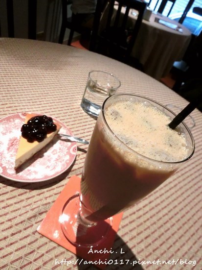 特調冰咖啡(阿拉比卡+奶精)