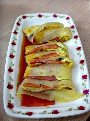 火腿蛋餅(NT$30元)