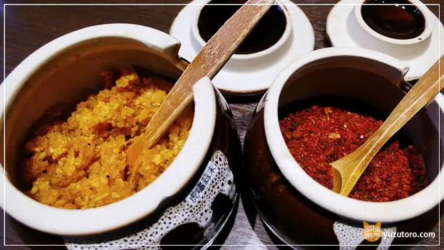 虎嘯蒜末與秋刀魚唐辛子