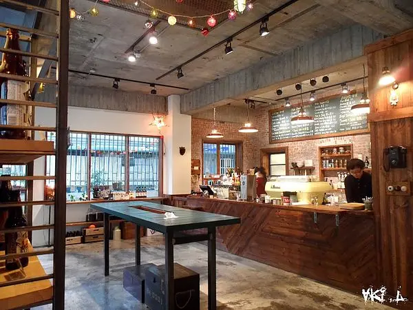 Café Junkies