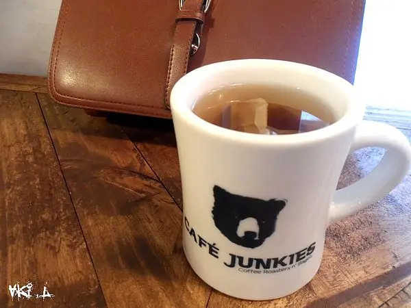 Café Junkies