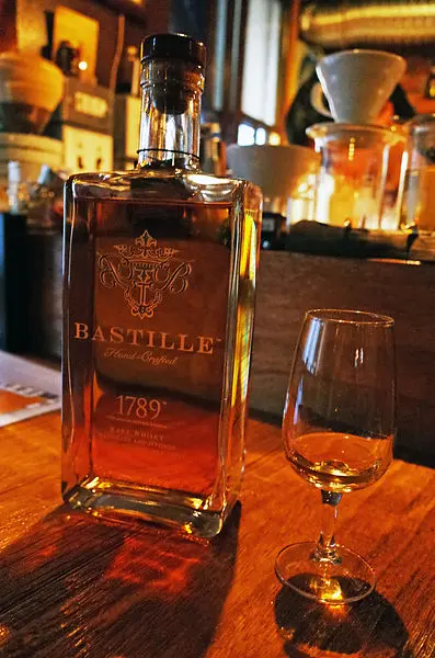 法國BASTILLE威士忌