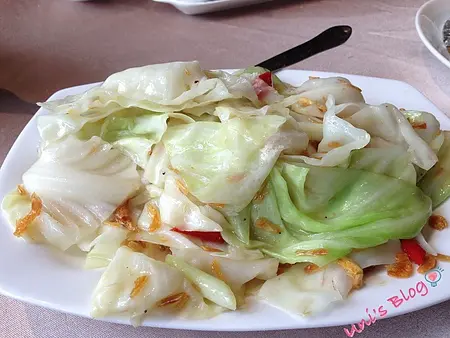 有機蔬菜類。櫻花蝦高麗菜