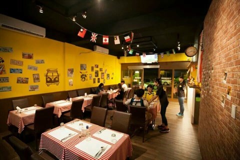耐斯牛排用餐環境