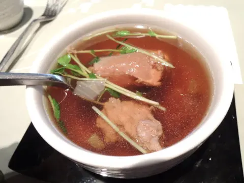 百合清燉牛肉湯