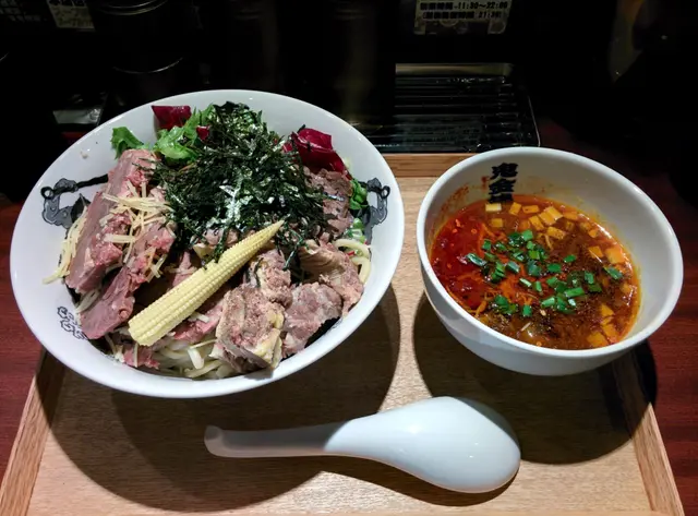 牛三味:牛腱、牛肋條、橫隔膜