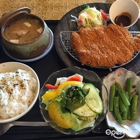 小知定食屋