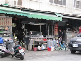 阿嬌排骨飯