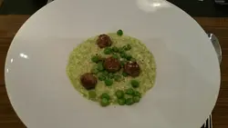 帕馬森青豆燉飯與香煎法式小肉丸