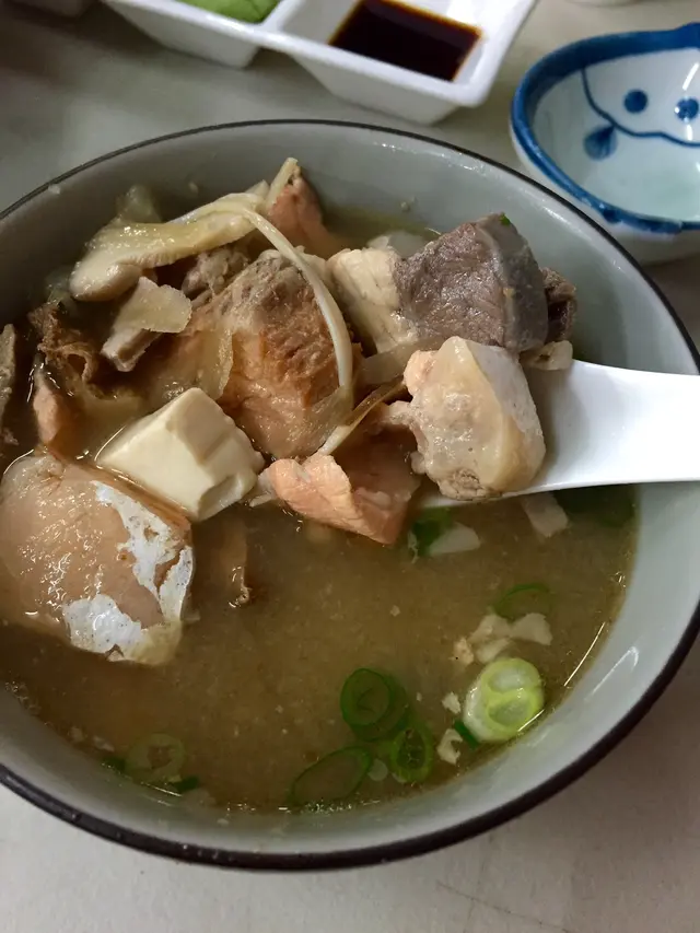 鮭魚湯
