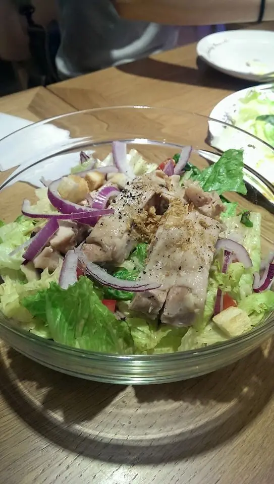日和野菜雞肉沙拉