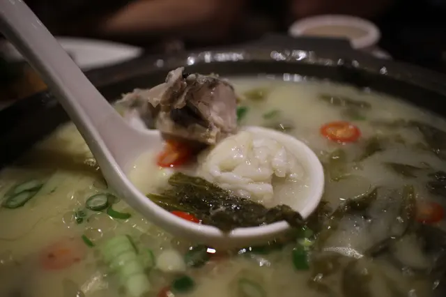 酸菜黃魚(辣)
