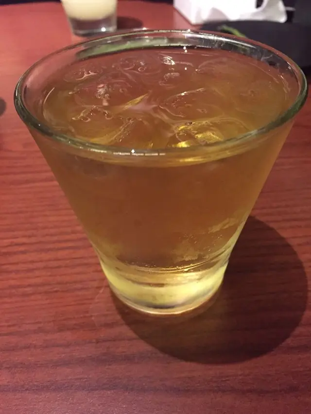 想說來乾一杯,就點酒類的了