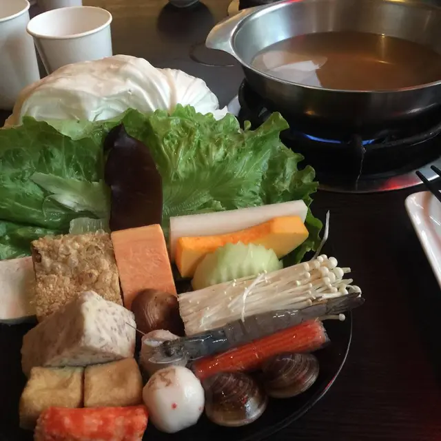 滿滿料的菜盤