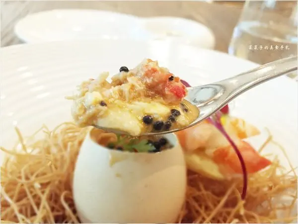 熱前菜-花蟹蒸蛋搭生態蝦脆片吐司