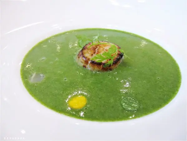 湯品-水田芥濃湯配嫩煎干貝