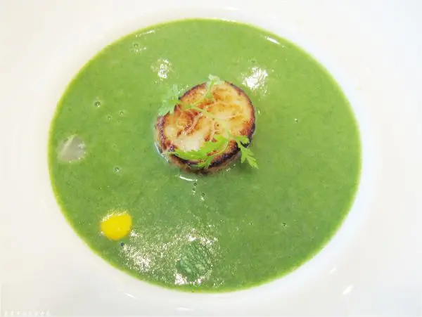 湯品-水田芥濃湯配嫩煎干貝